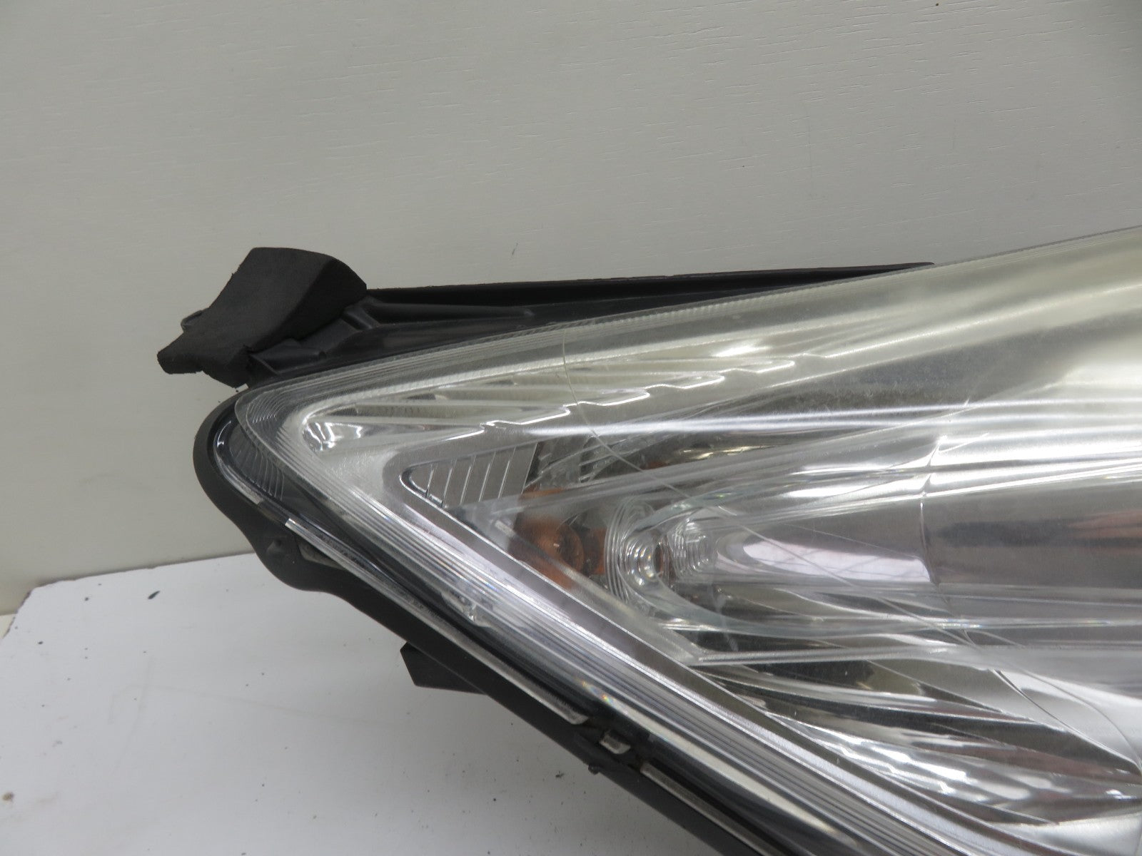 FORD C MAX OS DRIVER HEADLIGHT AM51-13W029-BE (SEE PHOTOS, DAMAGE ) 2010-2015