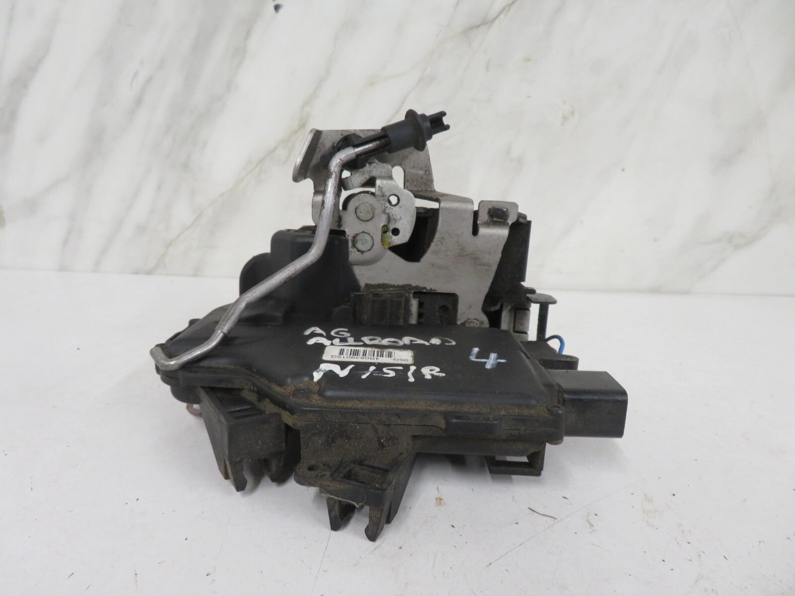 AUDI A6 ALL ROAD 1998-2003 NSR REAR DOOR LOCK CATCH 4B0839015G MIX1411-3