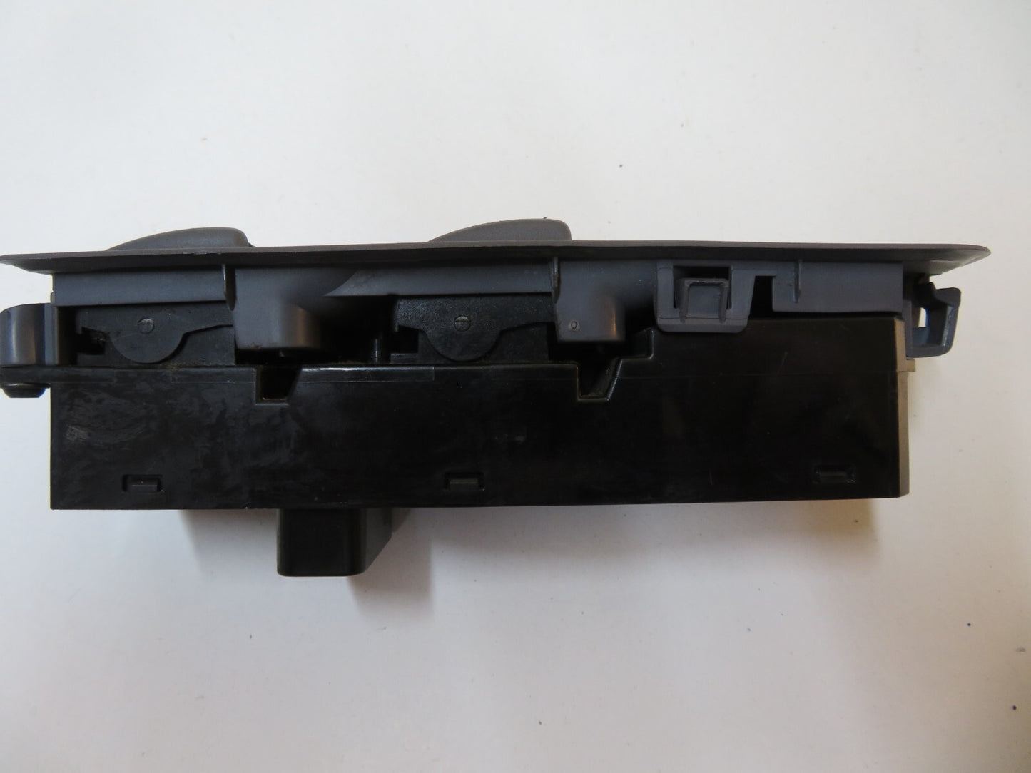 MITSUBISHI COLT OS DRIVER WINDOW SWITCHES MR587474 2002-2008 B7