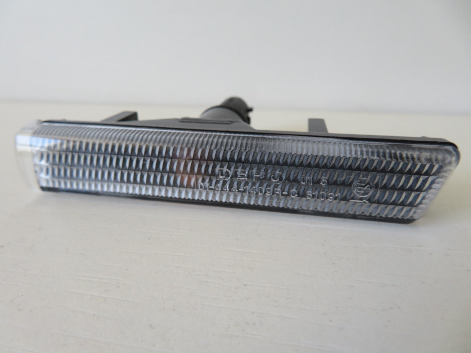 OS DRIVER SIDE INDICATOR LIGHT FOR BMW 7 SERIES E38 444-1409R-AE-C 1994-2001