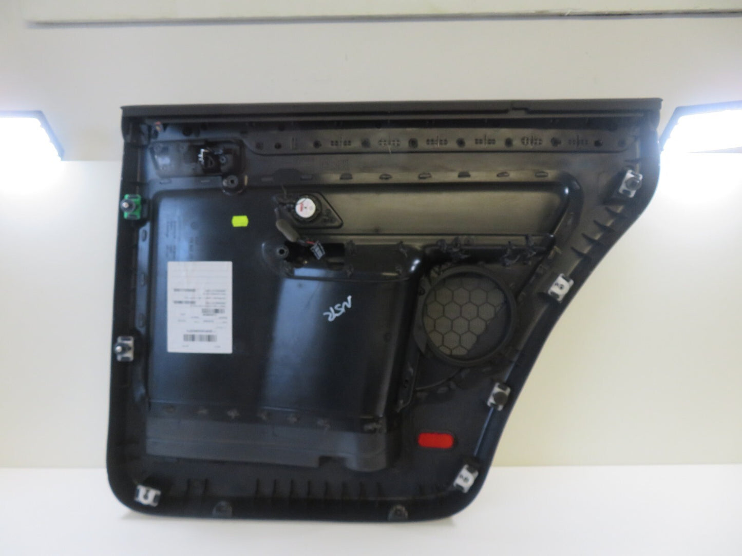 VOLKSWAGEN VW TOURAN NSR PASSENGER REAR DOOR CARD 1T0867211 2003-2010