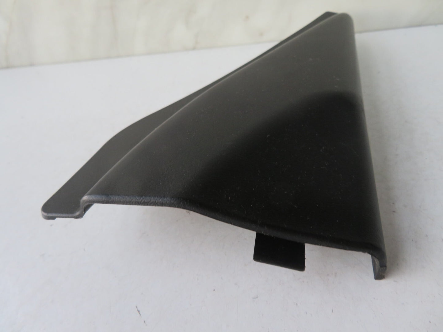 SUZUKI JIMNY OSF INNER QUARTER TRIM 1998-2005 AMS1509-6