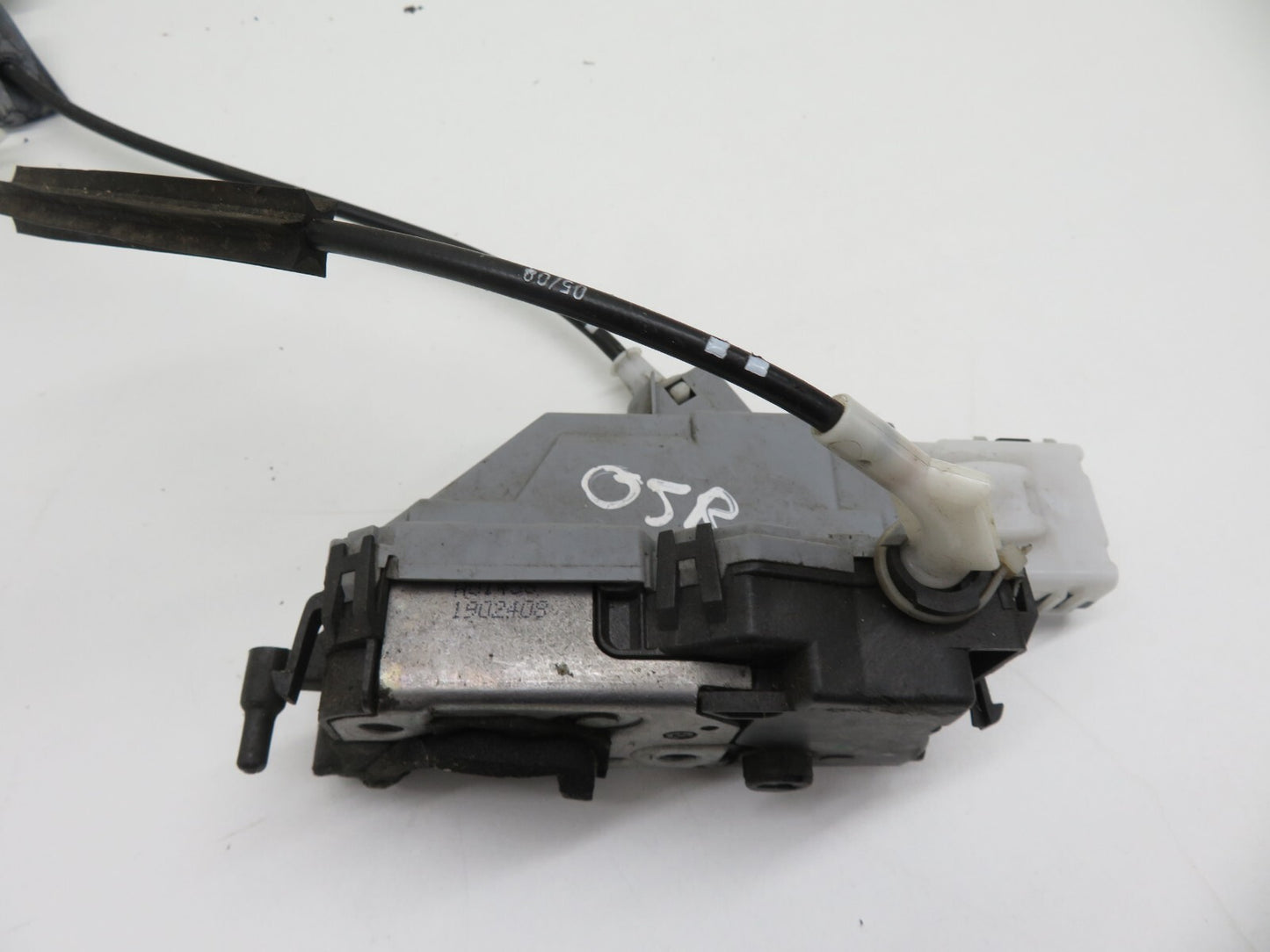 CITROEN C5 X7 OSR DOOR LOCK CATCH PSA574394 2008-2015 1528