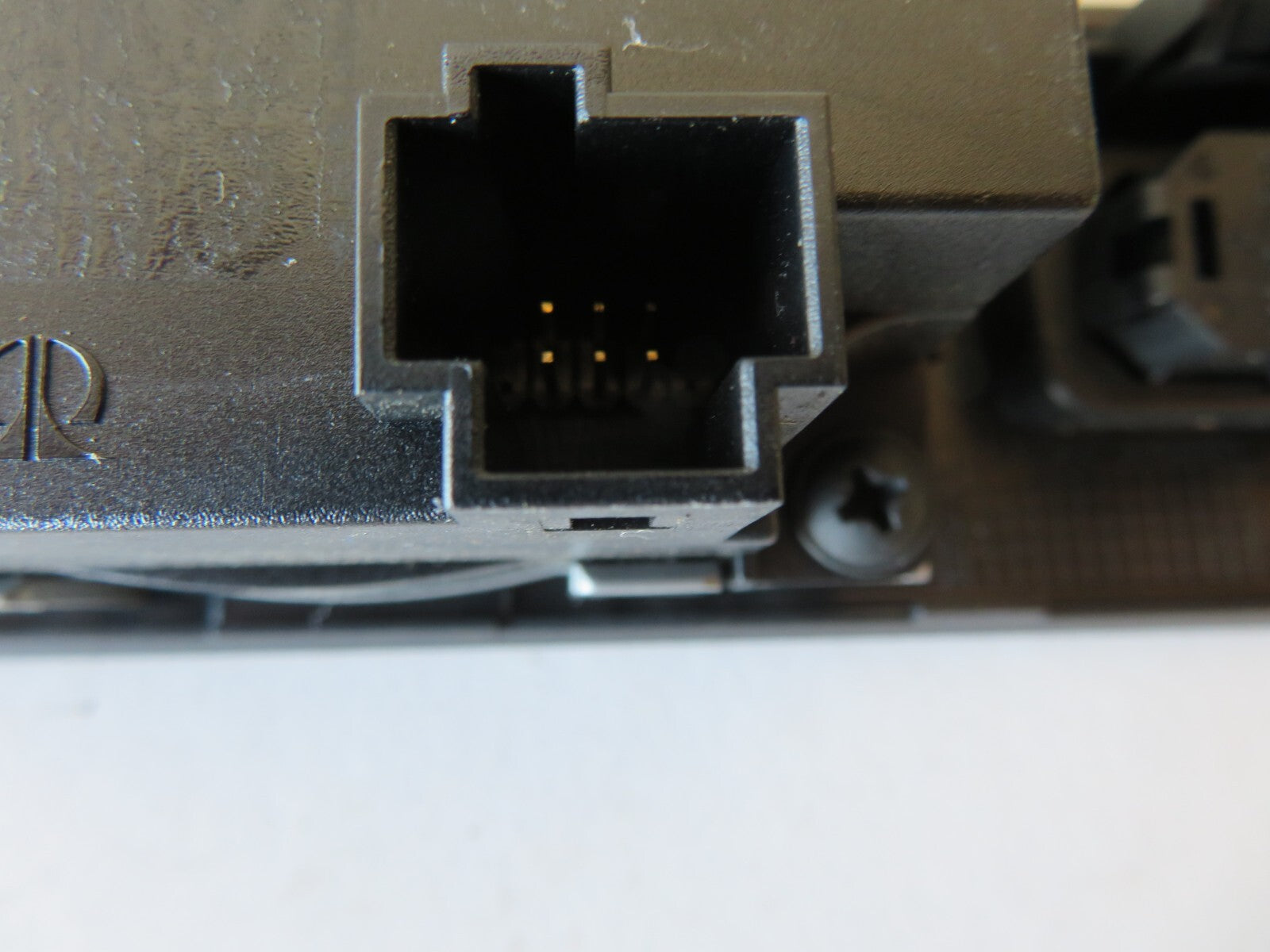 FORD MONDEO MK3 HATCHBACK INTERIOR DASH CLOCK WITH SWITCHES 2001-2007 RA04