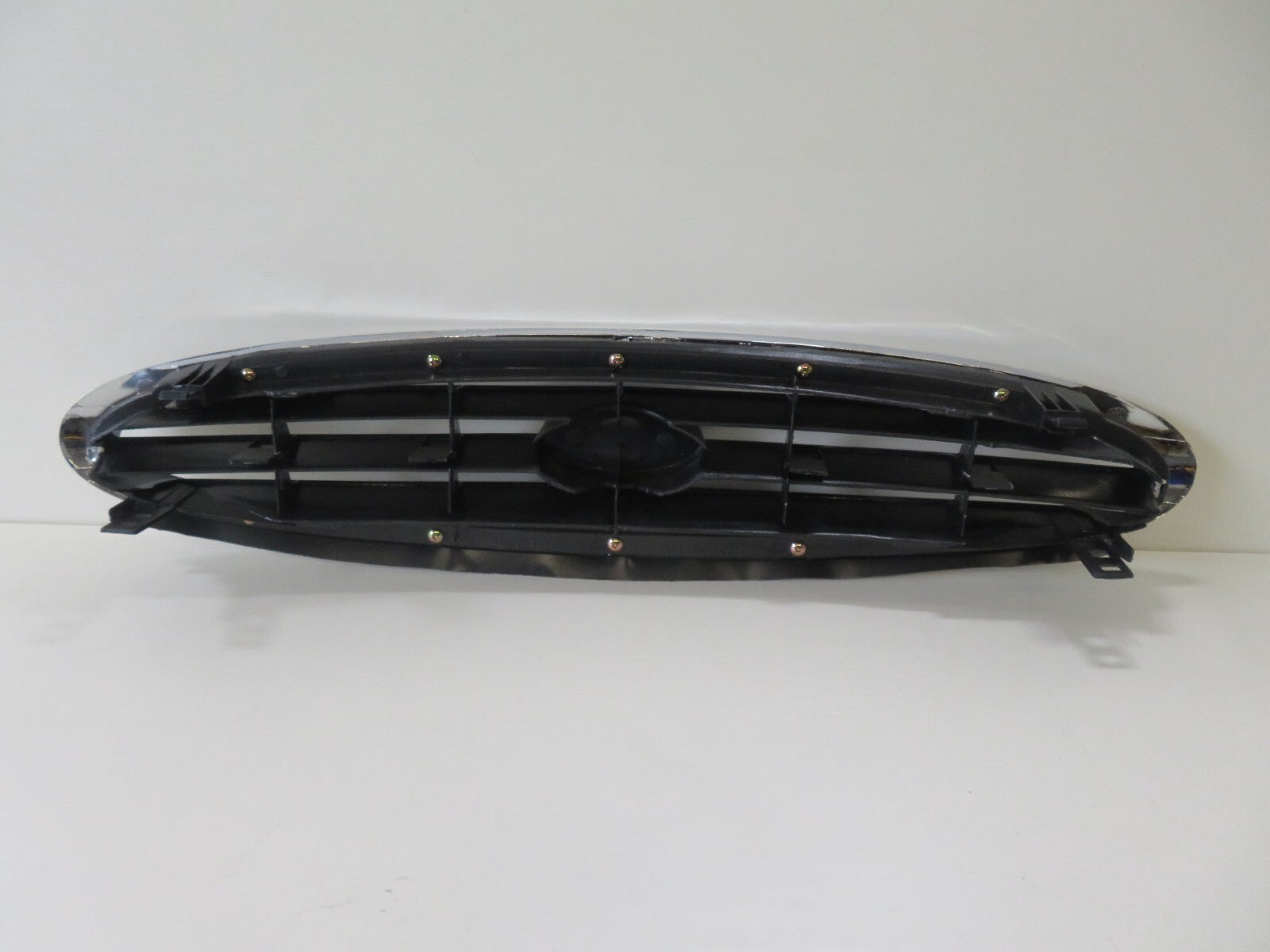 FRONT GRILLE FOR FORD MONDEO MK2 1996-2000 FD1052011