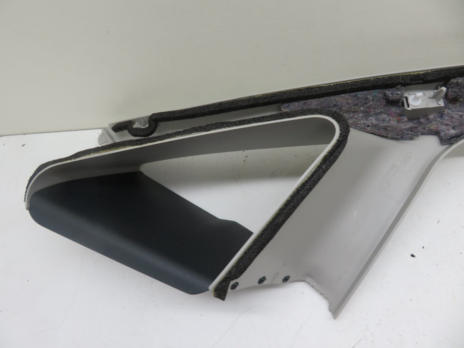 FORD C MAX NSF PASSENGER A PILLAR TRIM 2010-2015
