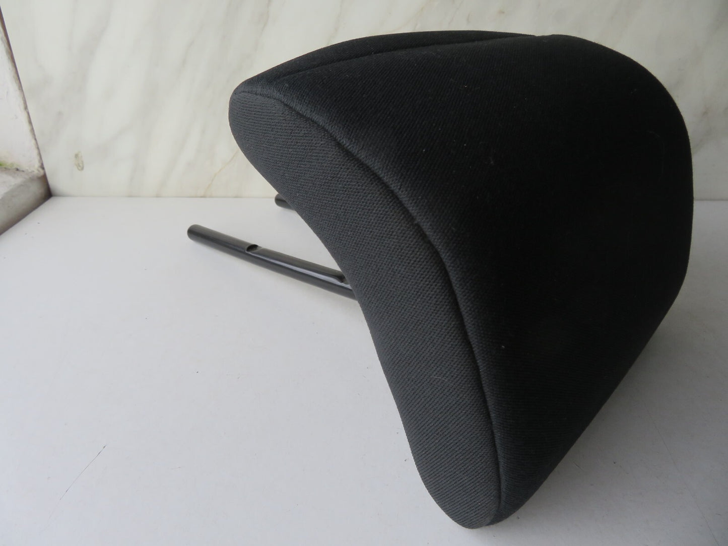 RENAULT LAGUNA ESTATE REAR CLOTH HEAD REST LEFT/RIGHT 2001-2005 A1345-6