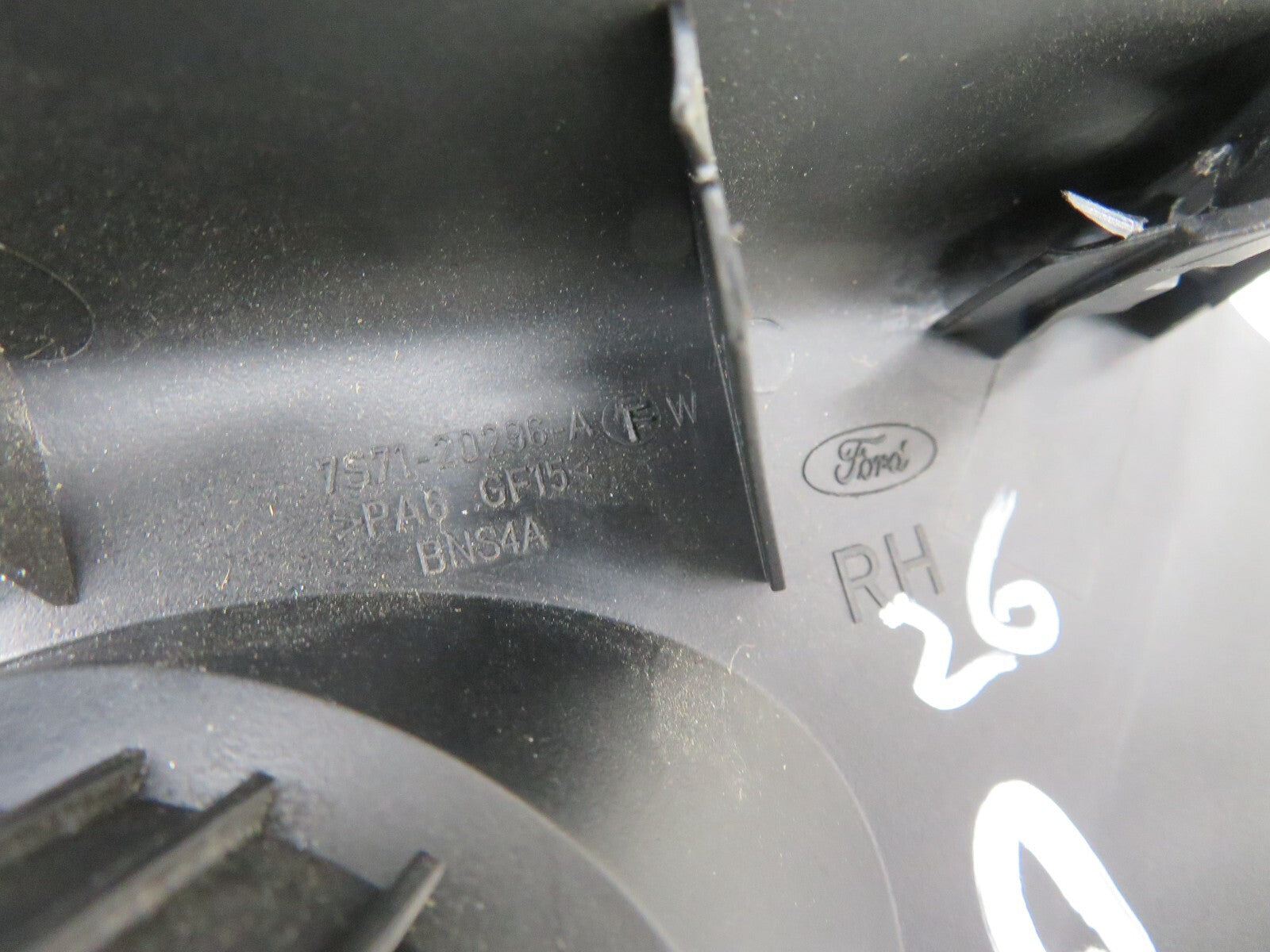 FORD MONDEO MK4 OSF DRIVER DOOR TWEETER TRIM 2007-2014 1734-26