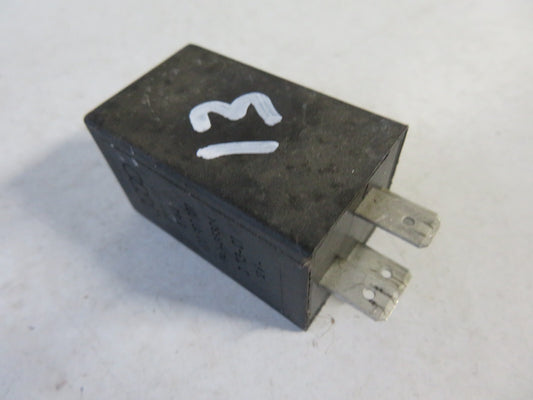 AUDI A3 8L INTERIOR LIGHT CONTROL RELAY 4D0907131 1999-2003 AMS1516-13