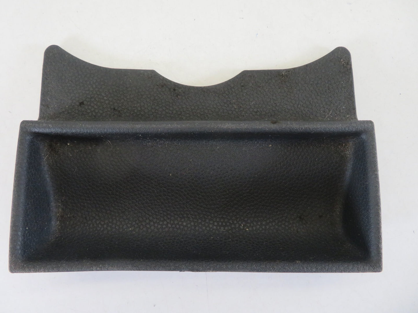 BMW MINI ONE CONVERTIBLE R52 CENTER CONSOLE RUBBER INSERT 2004-2006 A2018-4