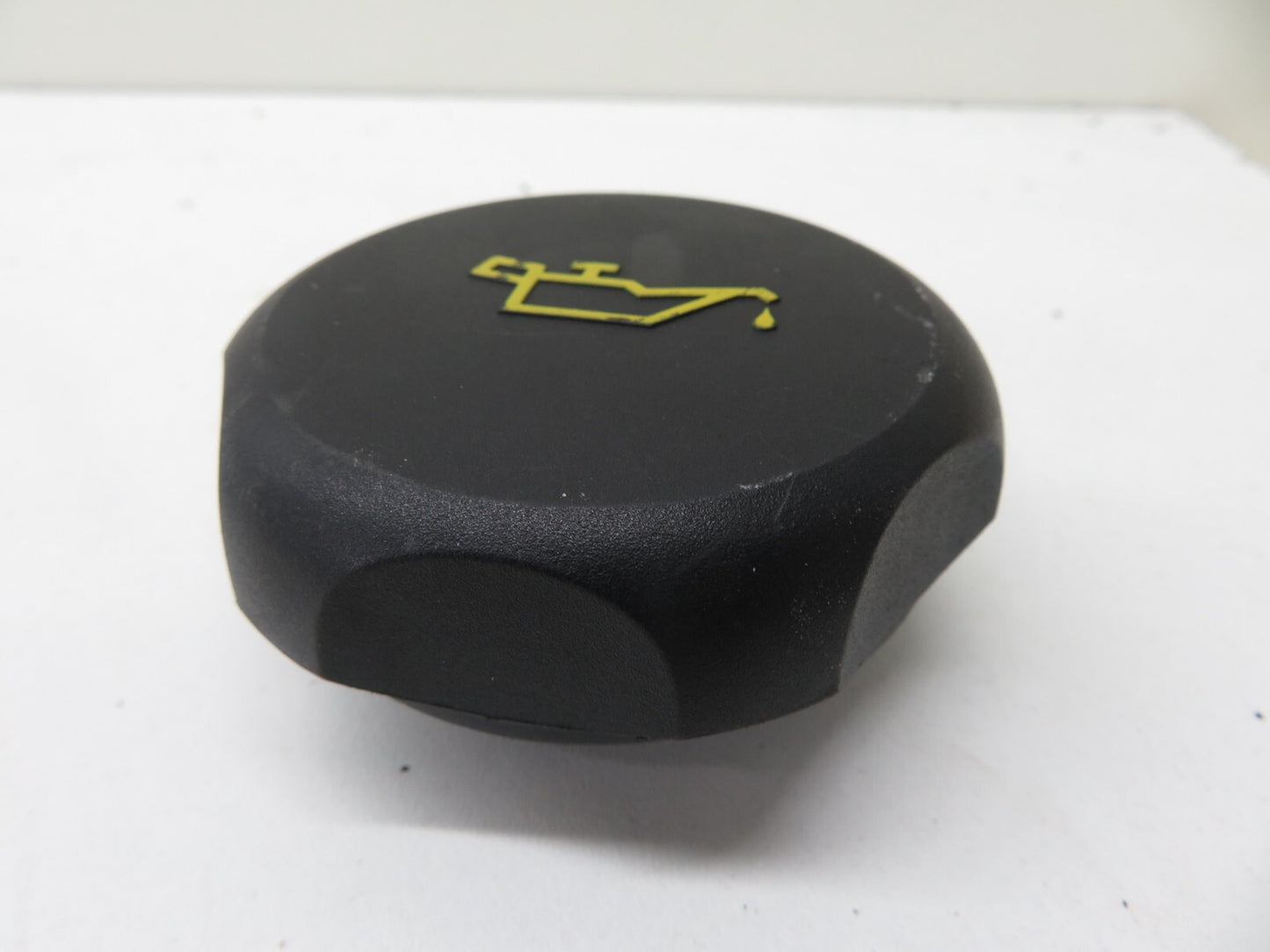 PORSCHE CAYENNE 955 ENGINE OIL CAP 2003-2006 1718-11