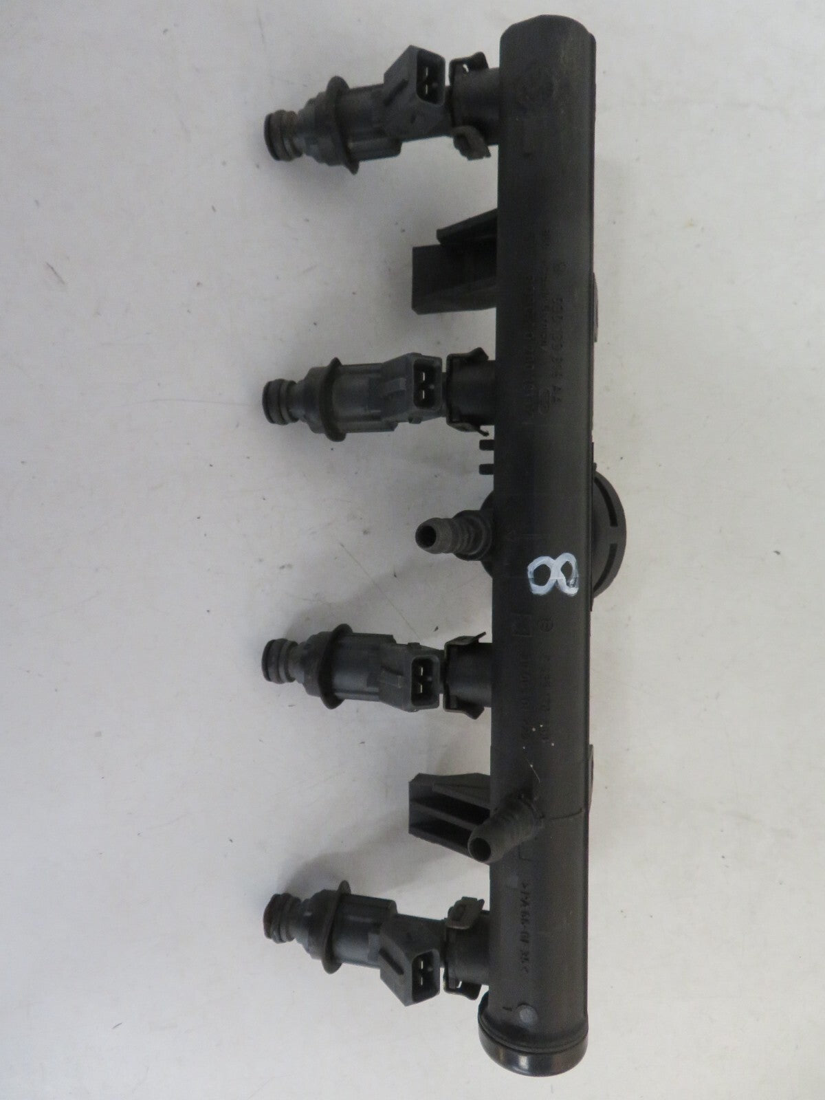 VOLKSWAGEN VW POLO 6N2 FUEL RAIL INJECTORS 030133319AA VAGMIX1512-8