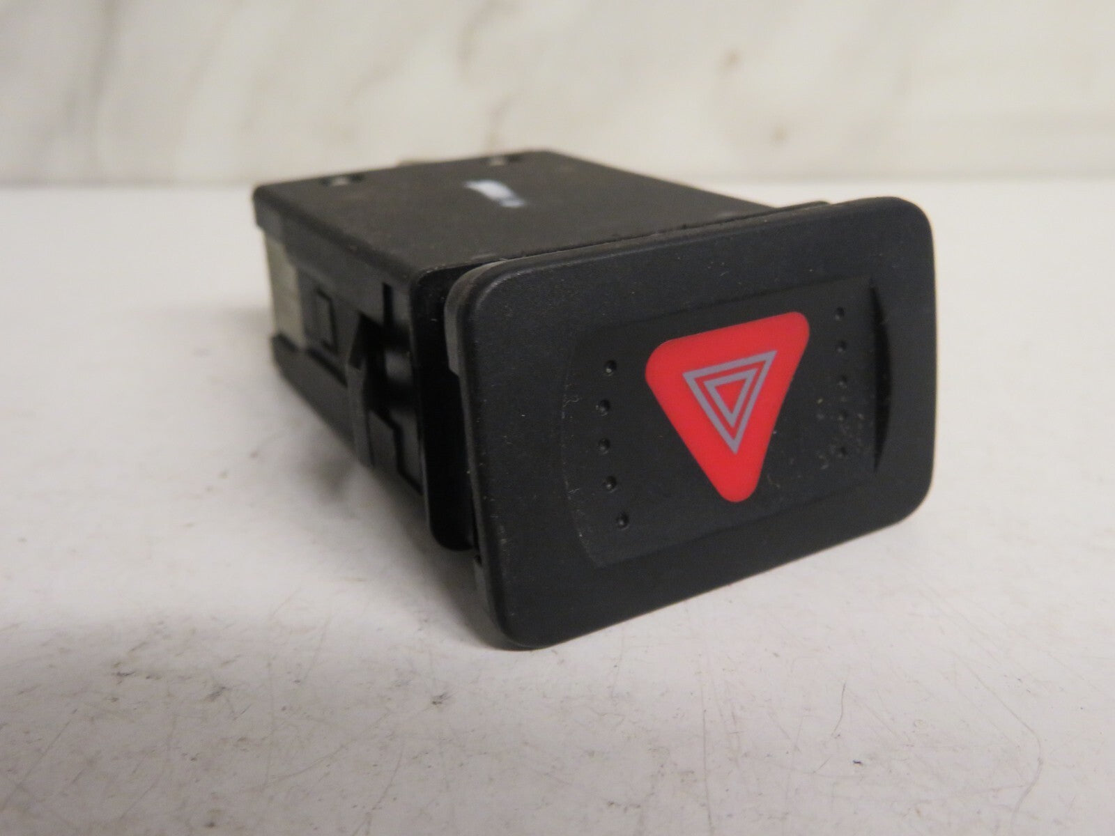 VOLKSWAGEN VW GOLF MK4 HAZARD SWITCH 1J0953235 1998-2004 AMS1703-1