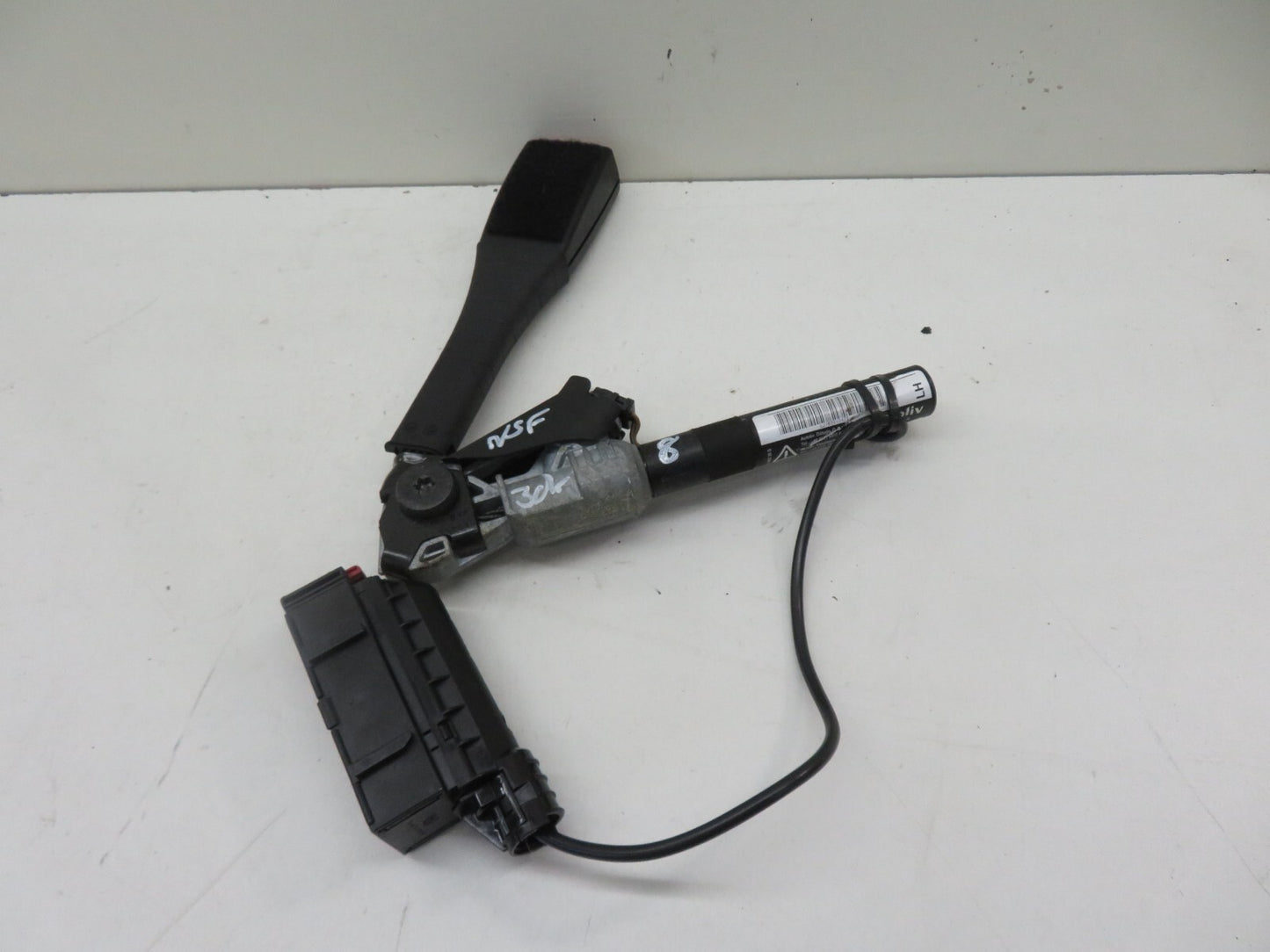 VAUXHALL CORSA D NS LEFT FRONT SEAT BELT TENSIONER 13225284 2006-2011 1700-8