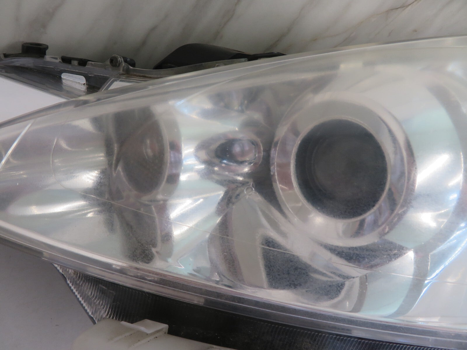 PEUGEOT 4007 NS XENON HEADLIGHT 2007-2012 BK1234