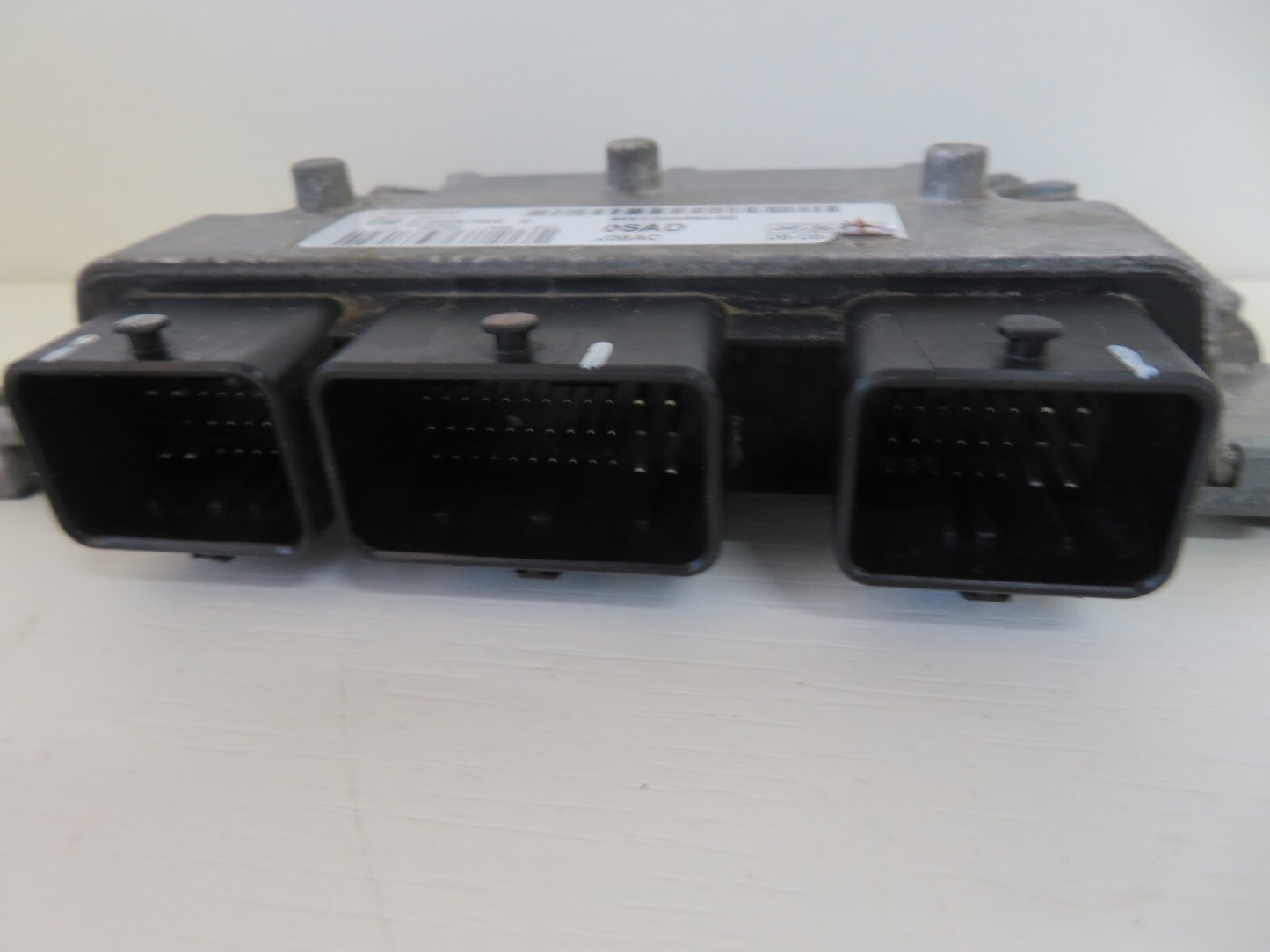 FORD FIESTA MK7 1.25 ENGINE ECU 8V21-12A650-SD 2009-2012 1351-2