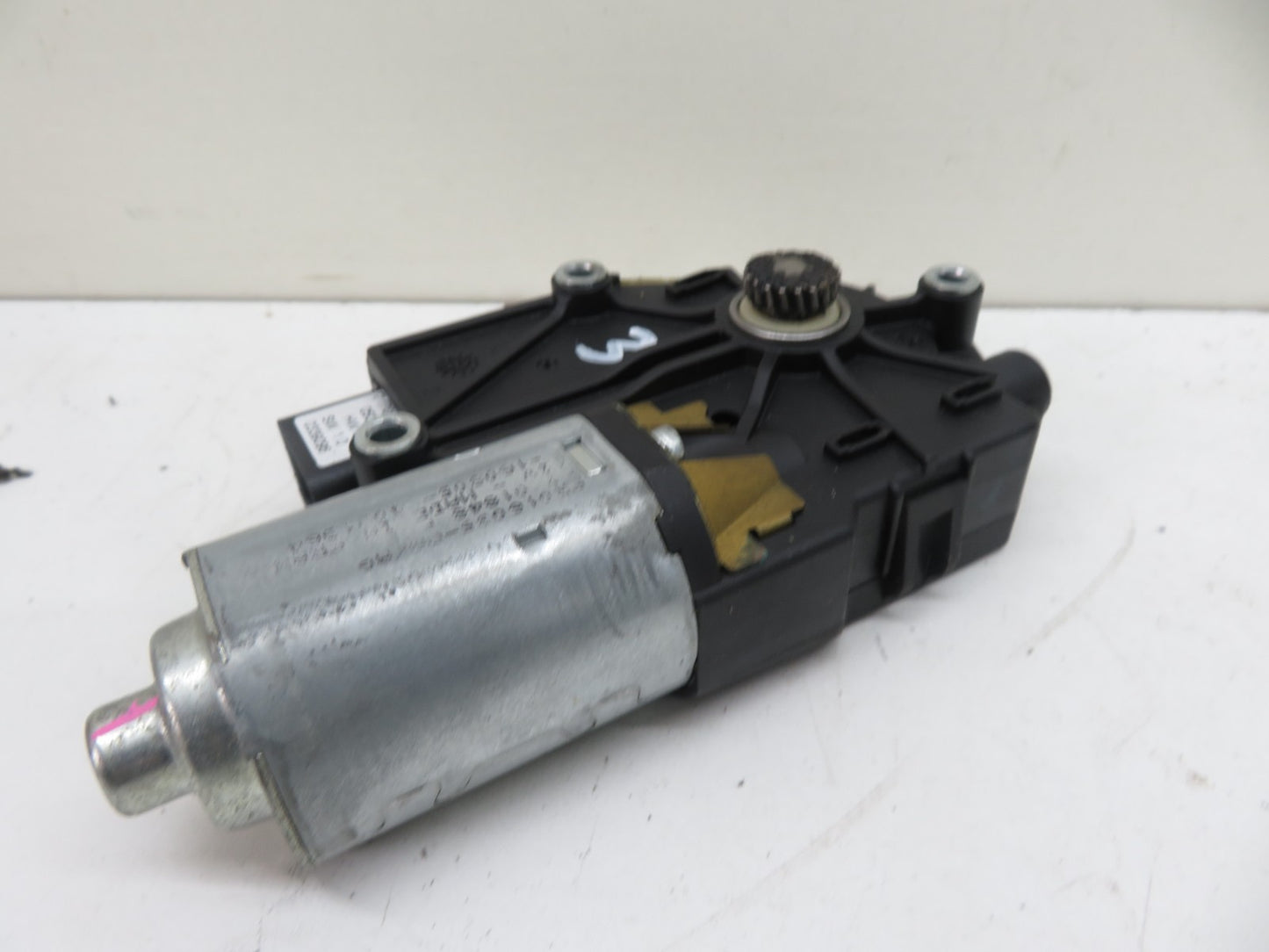 VOLVO V50 SUN ROOF MOTOR 30716185 2004-2008 HN54-3