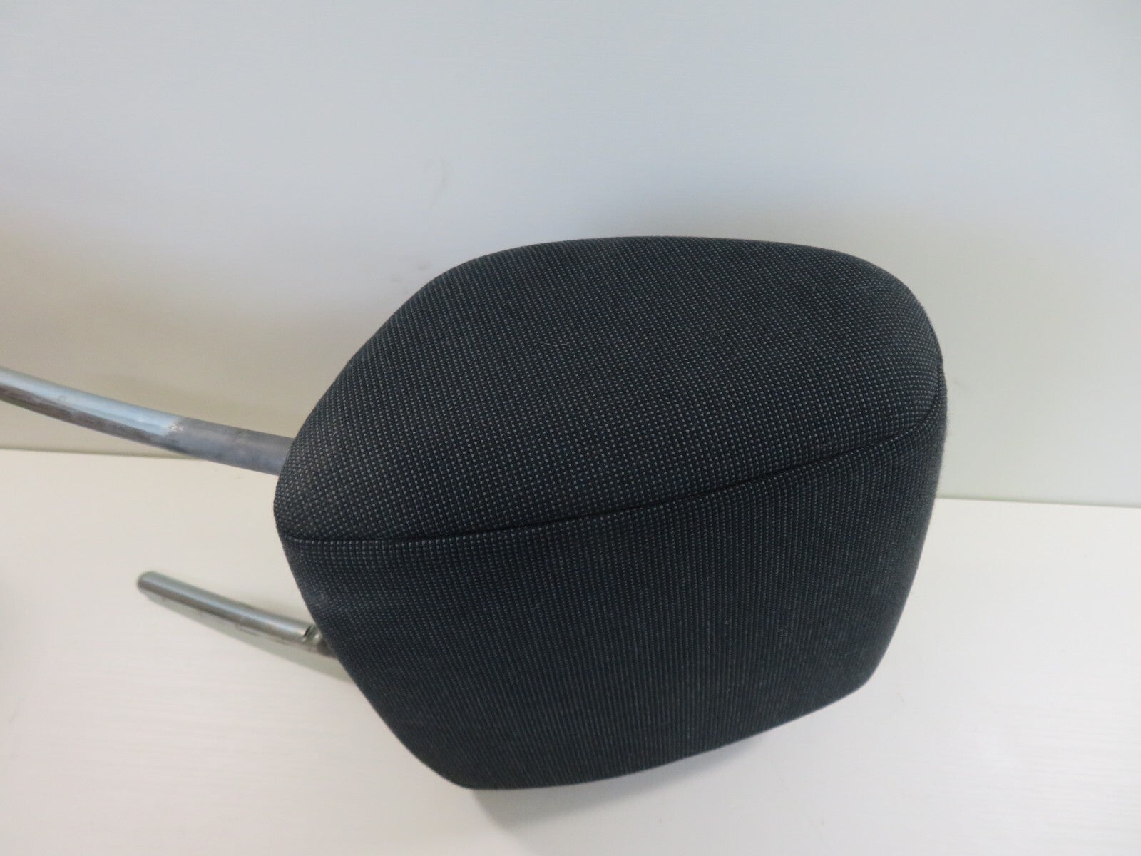 FORD FIESTA MK7 FRONT CLOTH HEAD REST 2009-2012 1351-8