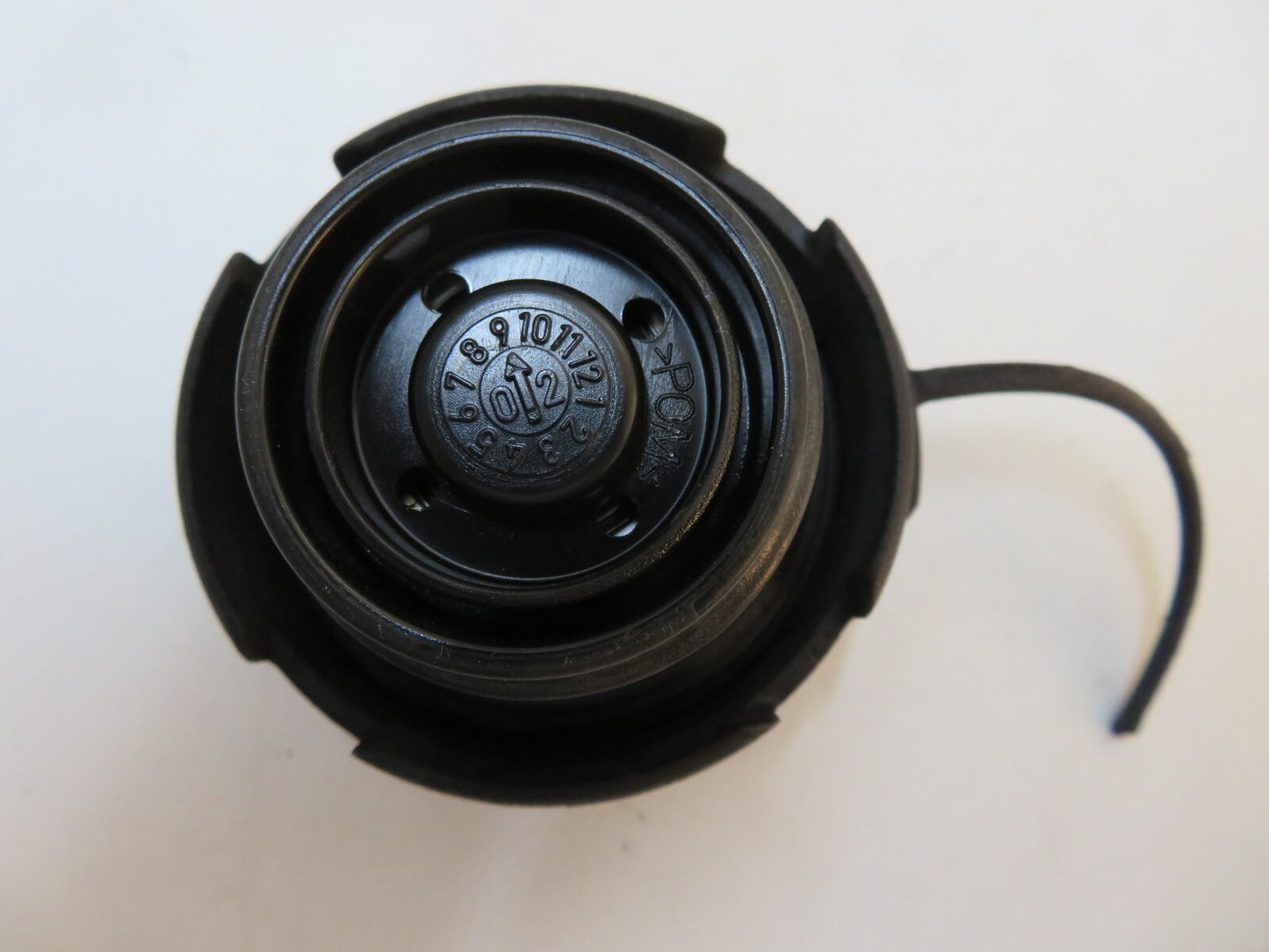 VOLKSWAGEN VW GOLF MK4 FUEL CAP 1J0201553C 1997-2004 AMS22