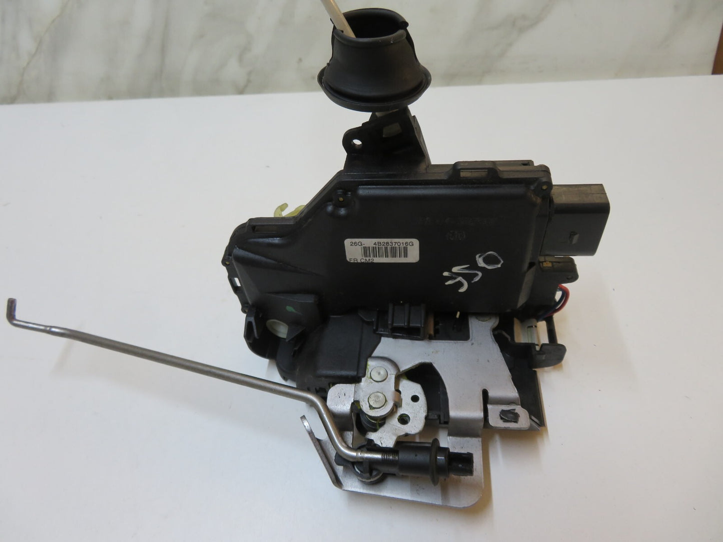 AUDI A4 B6 AVANT OSF DOOR LOCK CATCH 2001-2006 AMS4