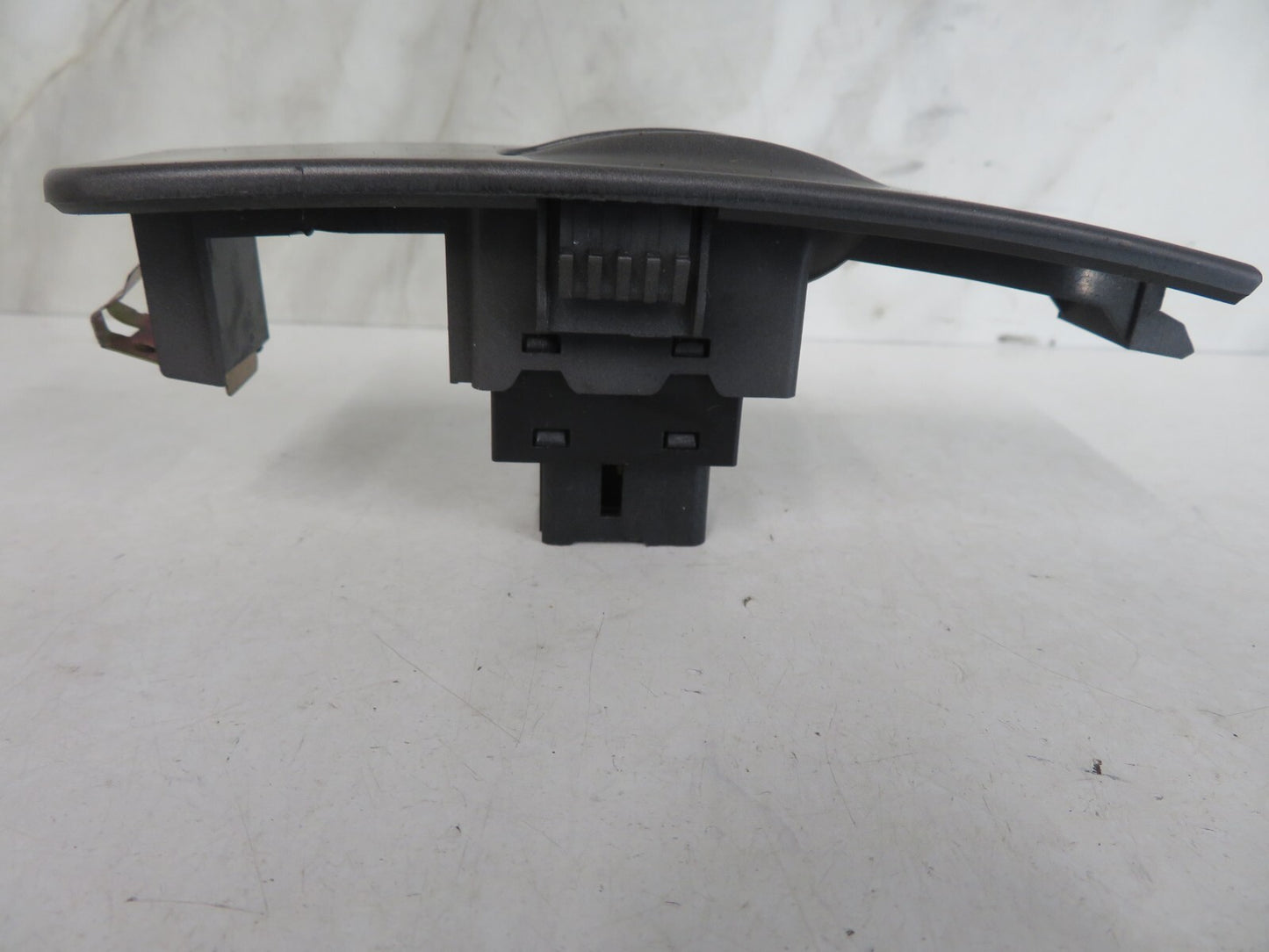 HYUNDAI MATRIX NSR WINDOW SWITCH 93580-17500 2001-2010 HYMIX1411-15