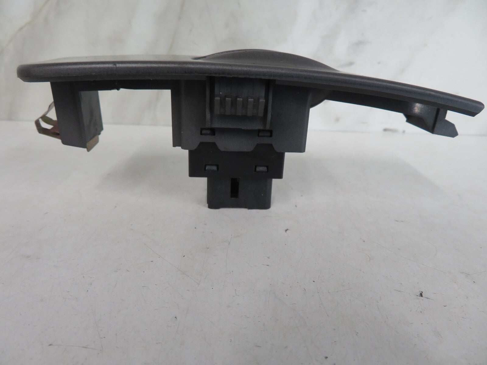 HYUNDAI MATRIX NSR WINDOW SWITCH 93580-17500 2001-2010 HYMIX1411-15