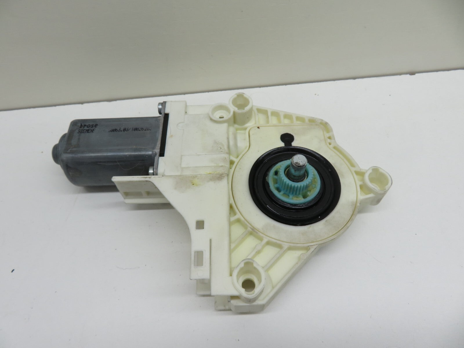 LAND ROVER DISCOVERY 3 OSR WINDOW MOTOR 2005-2009 1212-4