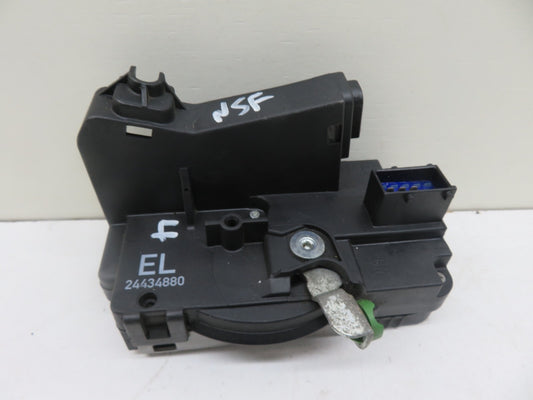 VAUXHALL MERIVA NSF PASSENGER DOOR LOCK CATCH 24434880 2003-2010 1511-4