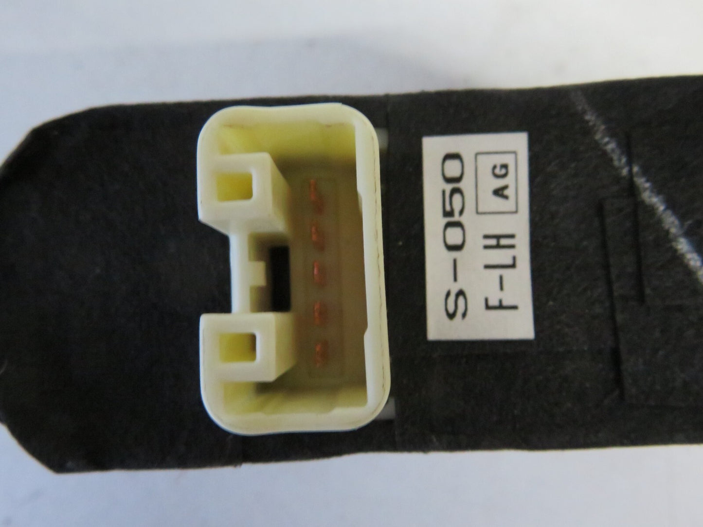 SUBARU LEGACY ESTATE NSF WINDOW SWITCH 2003-2009 AMS1559-7