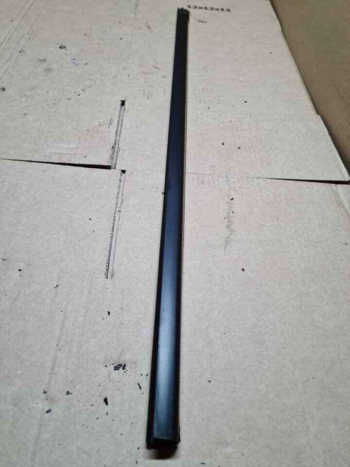 SUZUKI JIMNY OS DOOR WEATHER STRIP 1998-2015