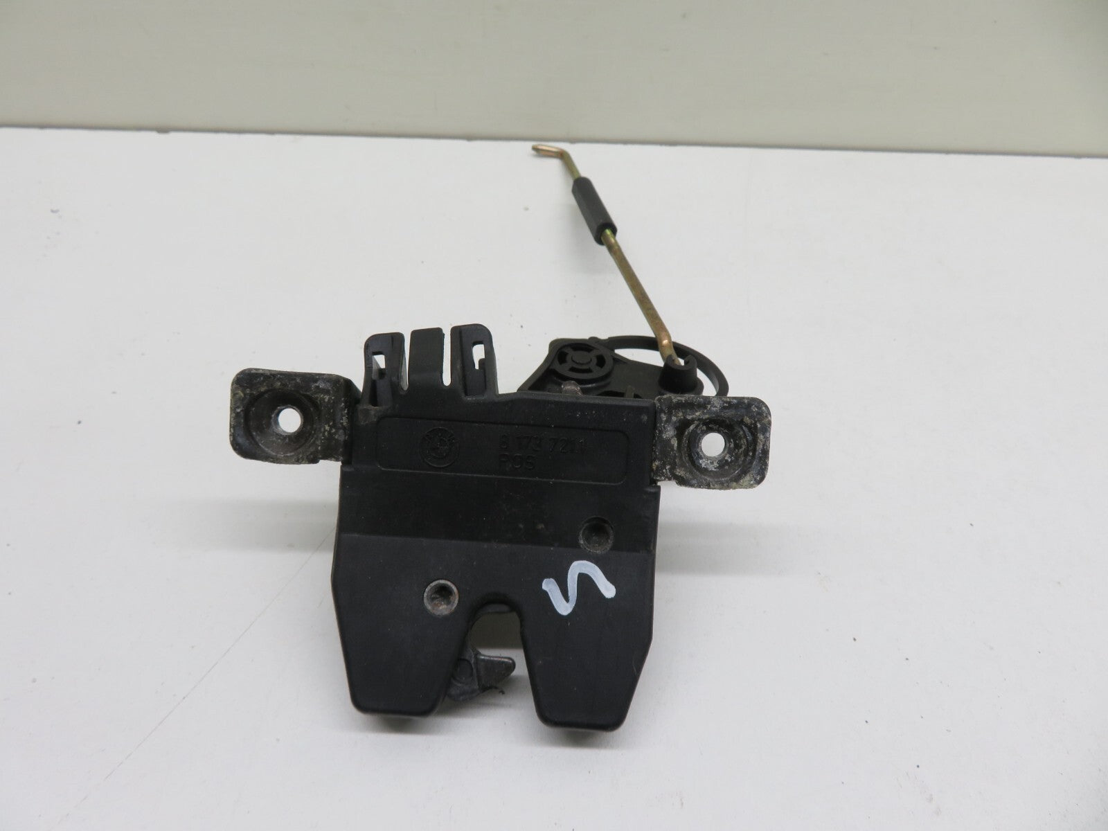 BMW E36 3 SERIES TAILGATE BOOT LOCK CATCH 81737211 1991-1998 1756-5