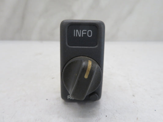 VOLVO V70 MK1 INFO SWITCH 9162959 1996-2000 MIX1550-9