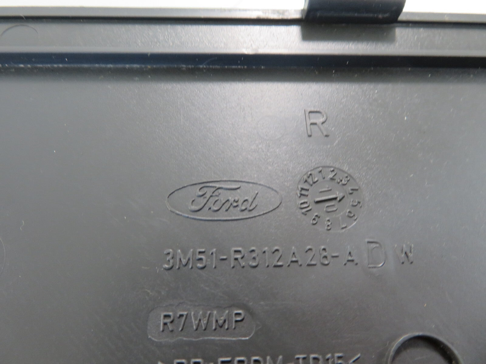 FORD C MAX OS REAR DRIVER BOOT STORAGE LID TRIM 2006-2010 1532-23