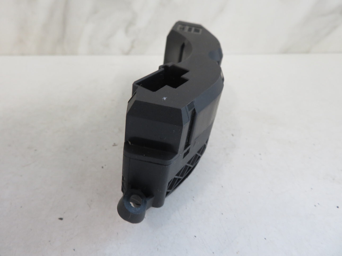 FORD FOCUS AC WINDOW DEMIST SWITCHES 98AG-19A945-CH 1998-2005 MIX1236-3