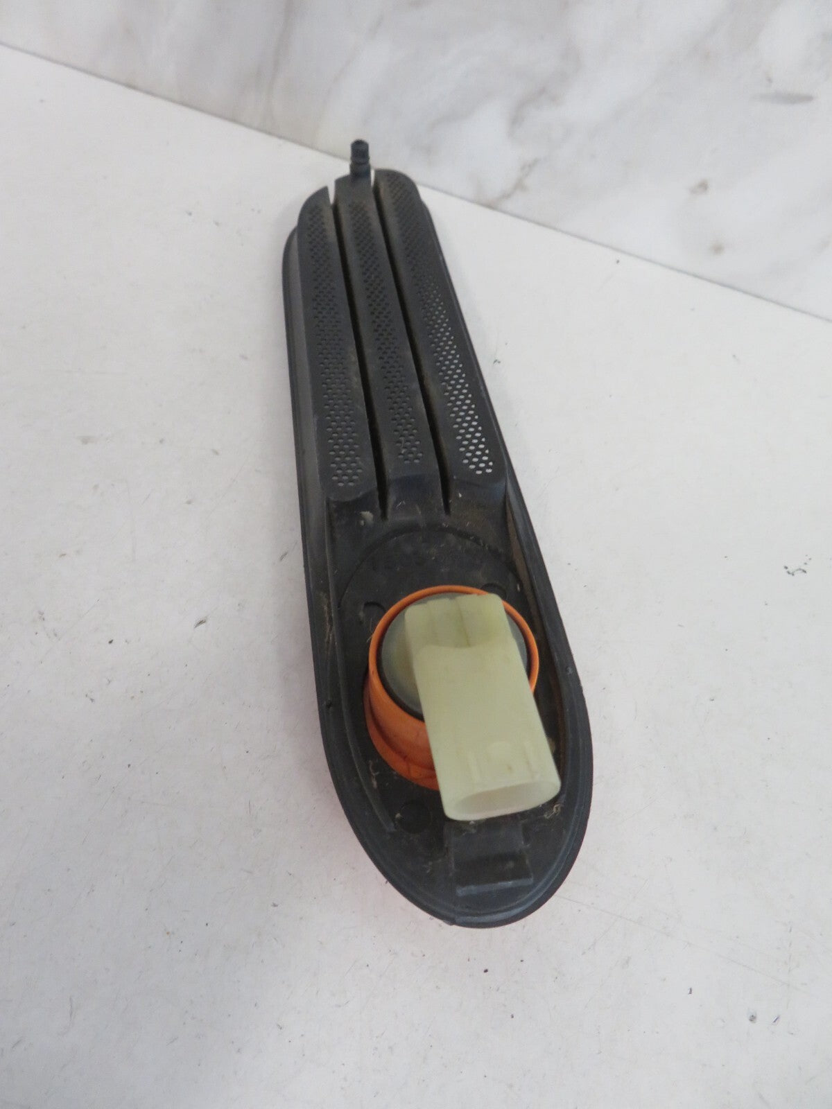 MINI COOPER R50 R53 NS PASSENGER SIDE INDICATOR GRILL 2001-2006 A1046-10