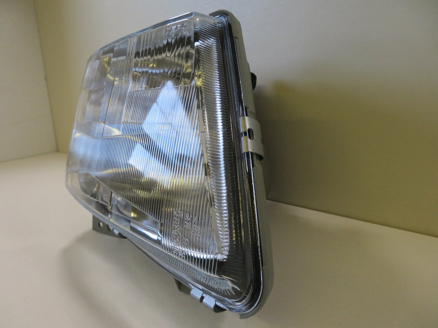 OS DRIVER RH HEADLIGHT 440-1119R-RD-EM FITS MERCEDES VITO 1996-2002 #LMS3