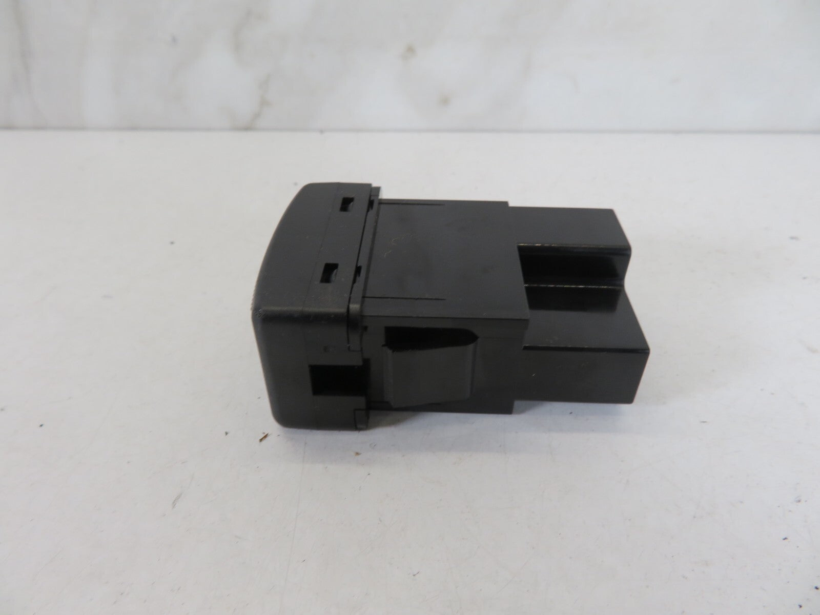 MAZDA 5 MPV SWITCH BLANK 2005-2010 A1427-17