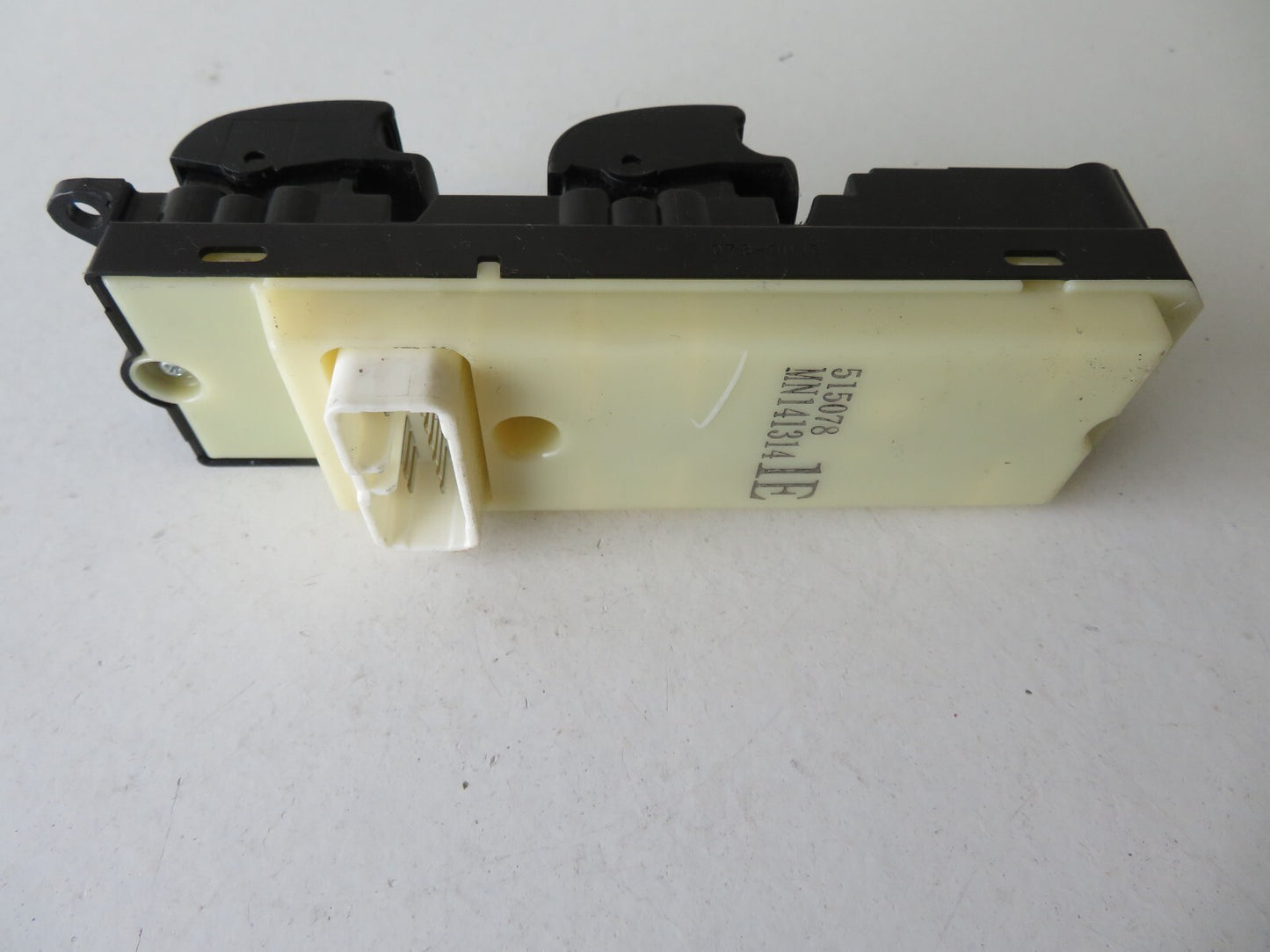 MITSUBISHI GRANDIS OS DRIVER WINDOW SWITCHES MN141314 2004-2010 AMS1151