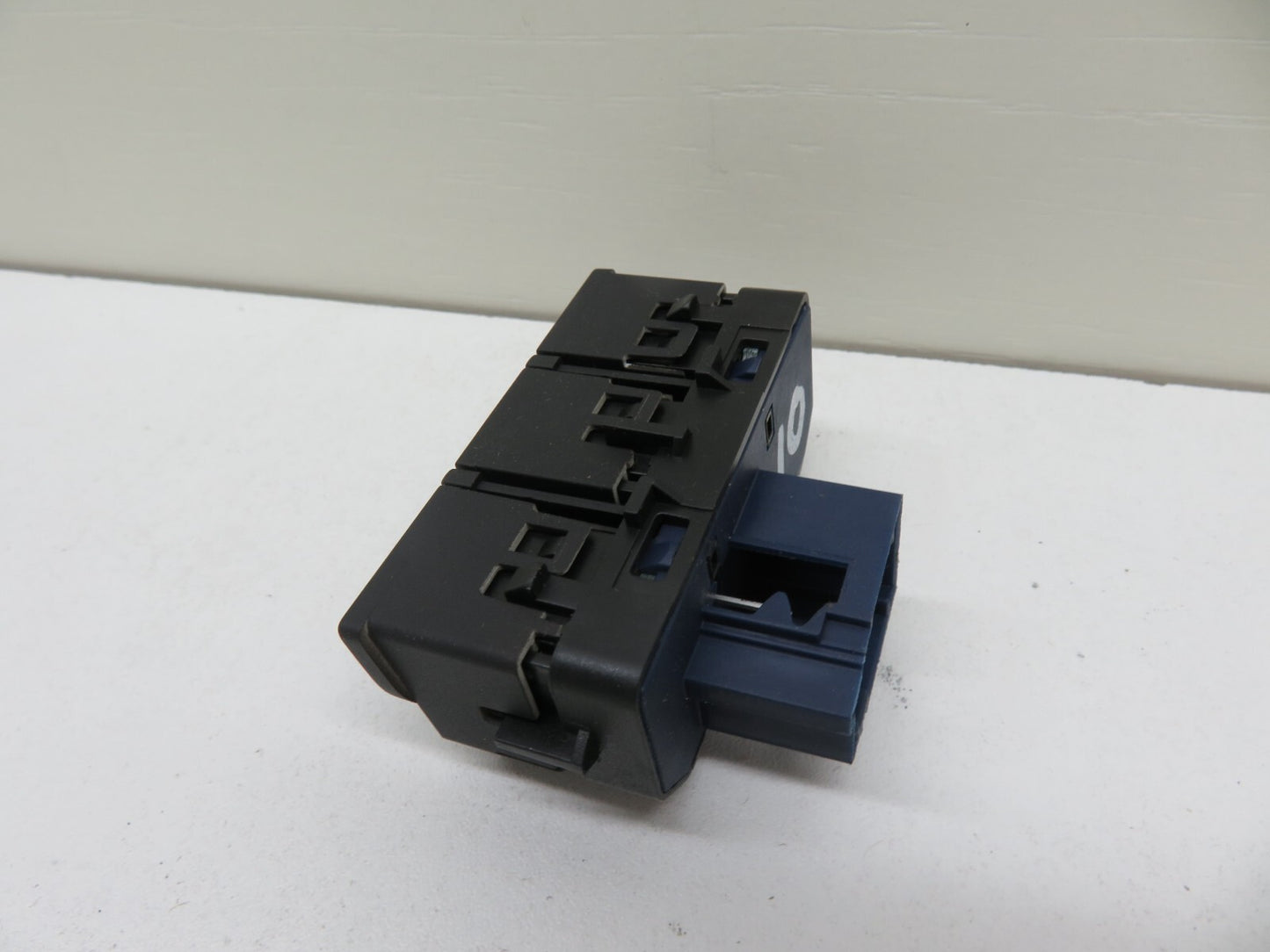 CITROEN C5 X7 ESP PARKING DISTANCE SWITCH 2008-2015 1528-10