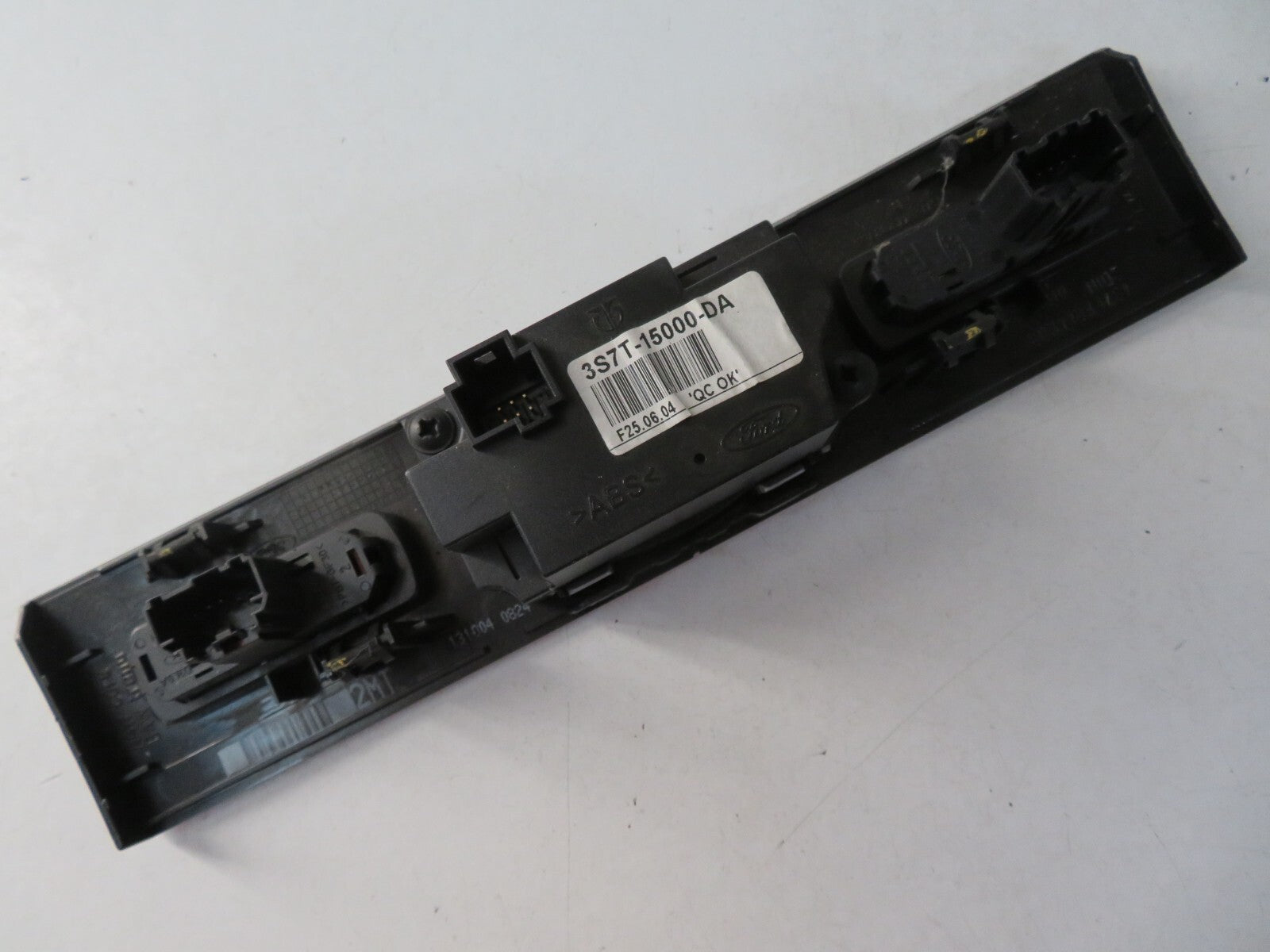 FORD MONDEO MK3 INTERIOR CLOCK HAZARD SWITCH 3S7T-15000-DA 2000-2007 MIX1329-21