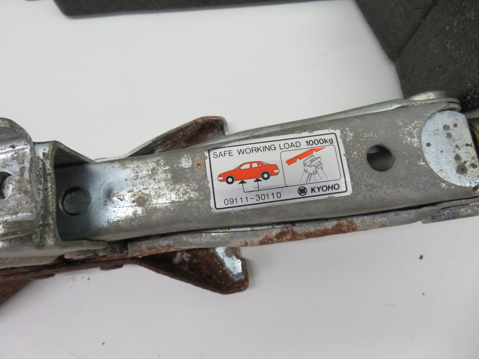 TOYOTA LEXUS SOARER CAR SCISSOR JACK KIT BRACE BAR FOAM 1991-1999 1321-3