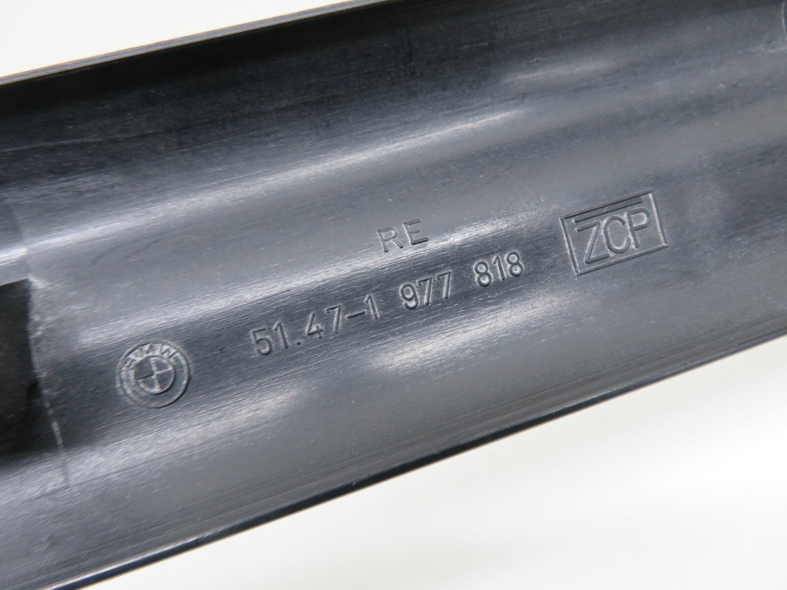 BMW E36 3 SERIES NS PASSENGER SIDE KICK PANEL 1977818 SILL TRIM 1991-1998