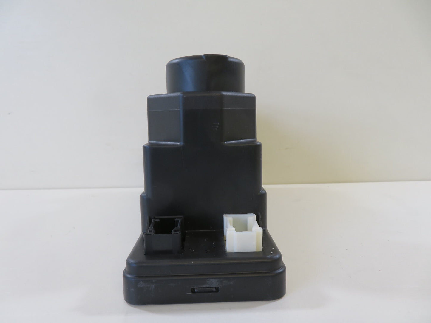 MERCEDES E CLASS W210 CENTRAL LOCKING PUMP 2108002648 1999-2002 1409-5