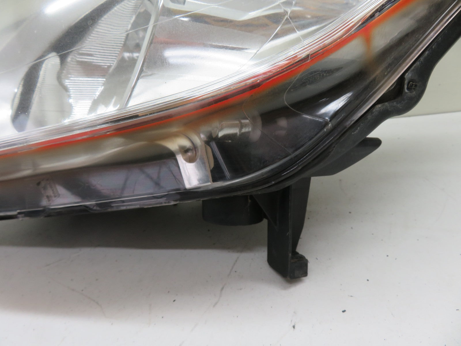 FORD C MAX NS FRONT PASSENGER HEADLIGHT AM51-13W030-BE (SEE PHOTOS) 2010-2015