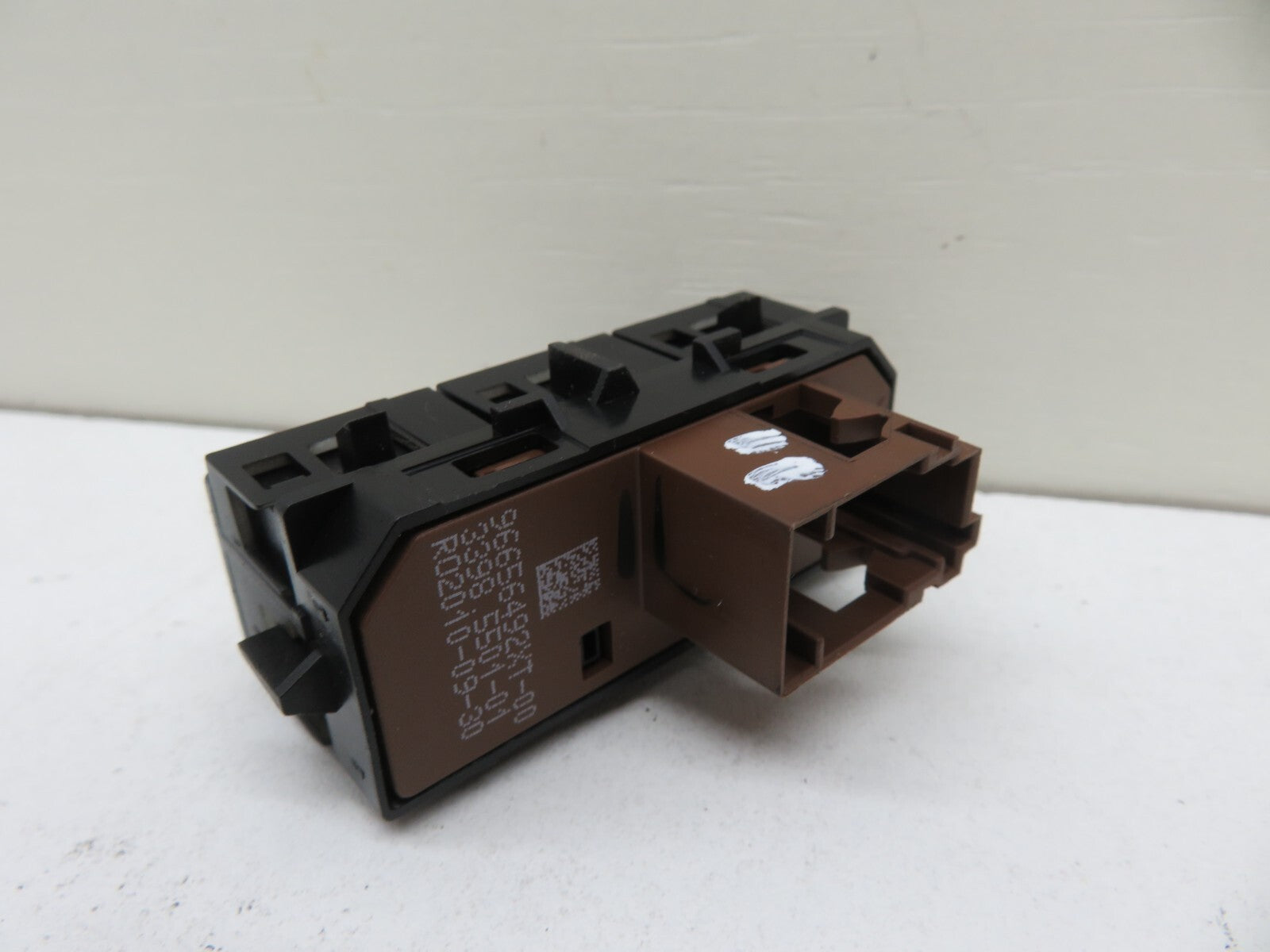 PEUGEOT 3008 ESP TRACTION SWITCH 96656492XT 2008-2016 1338-11