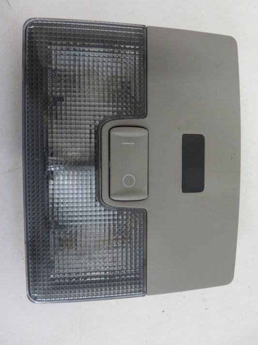 AUDI A8 D2 INTERIOR LIGHT 4B0947105B 1998-2002 1426-10