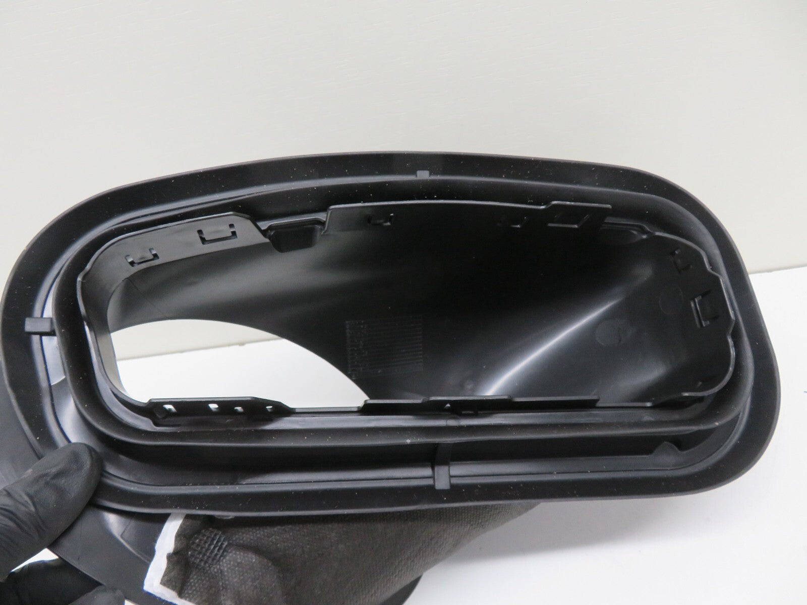 PEUGEOT 208 CITROEN C4 AIR INTAKE PIPE PETROL 9826752180 OE