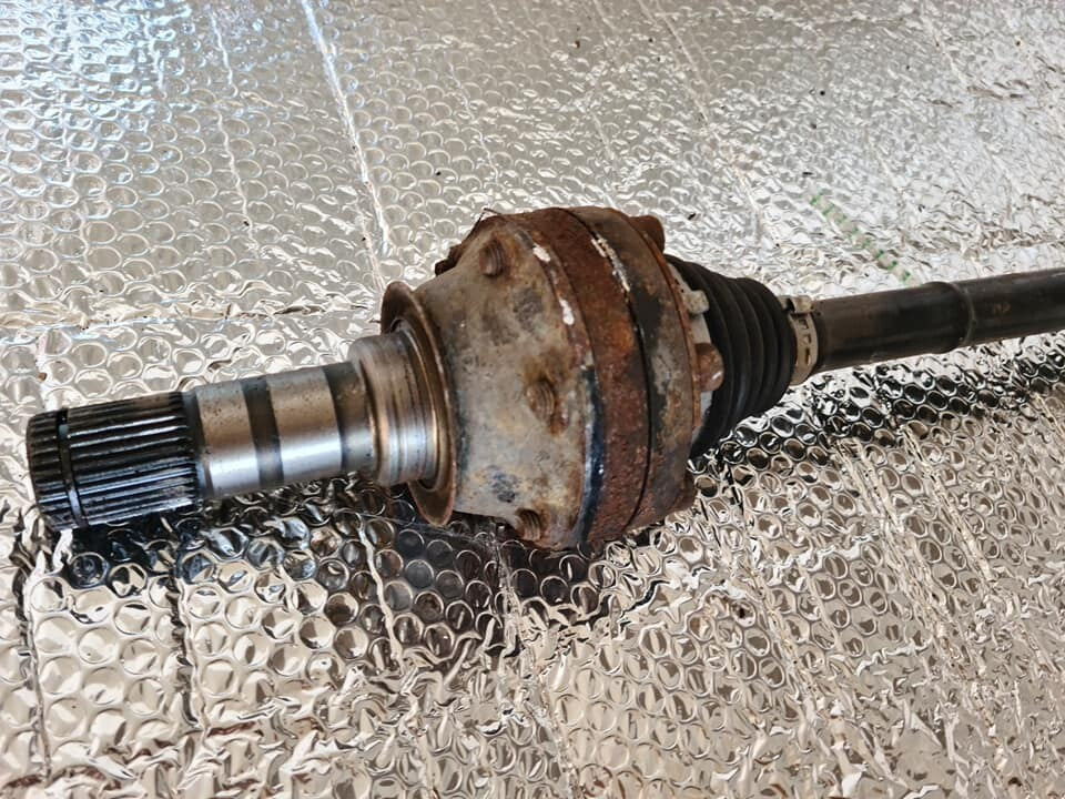 PORSCHE CAYENNE S 955 V8 REAR DRIVESHAFT 7l0501201a 2003-2007 SA