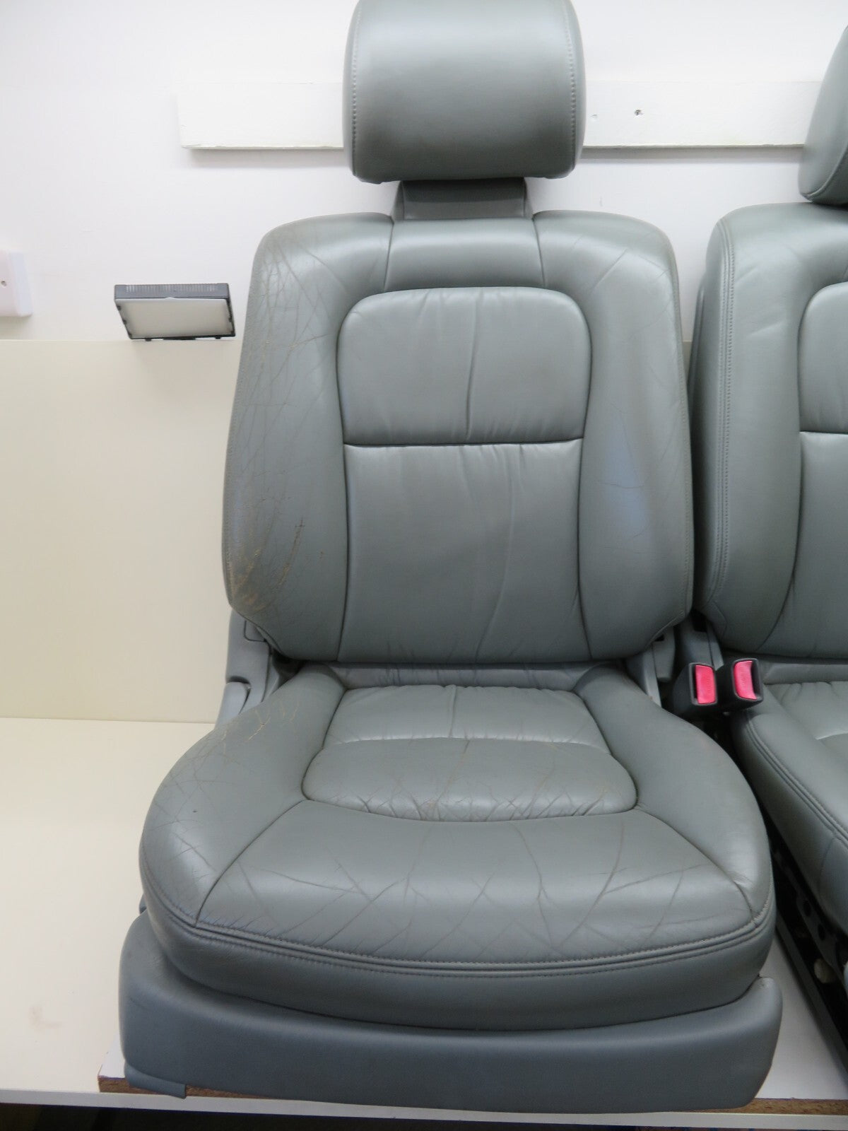 TOYOTA LEXUS SOARER SC400 FRONT GREY LEATHER SEATS PAIR (SEE PHOTOS)  1991-1999