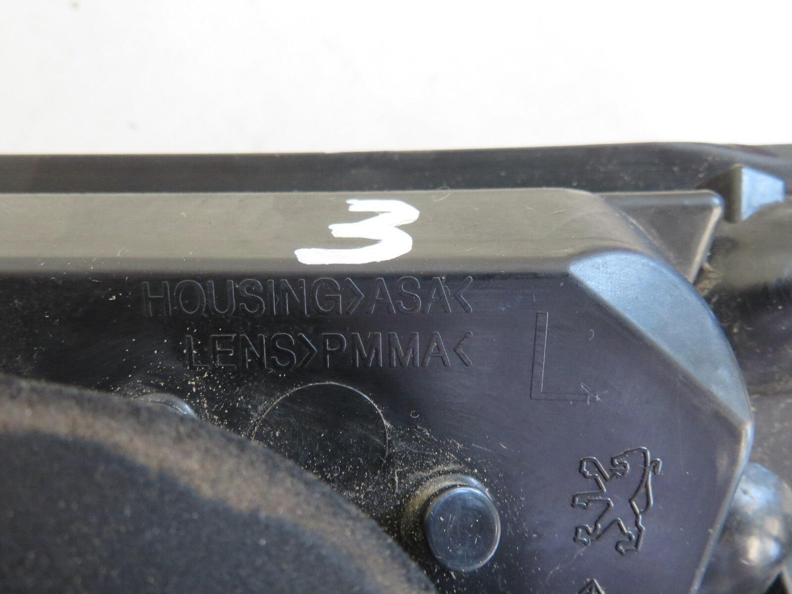 PEUGEOT 4007 NS PASSENGER INNER REAR TAIL LIGHT 2007-2012 A1315-3